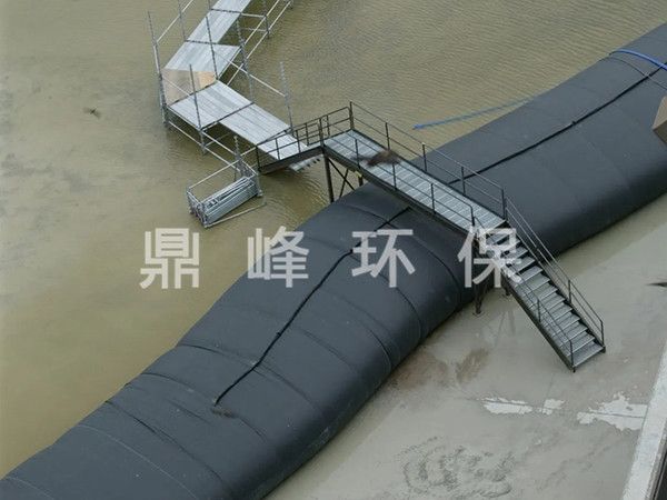 软体拦水坝